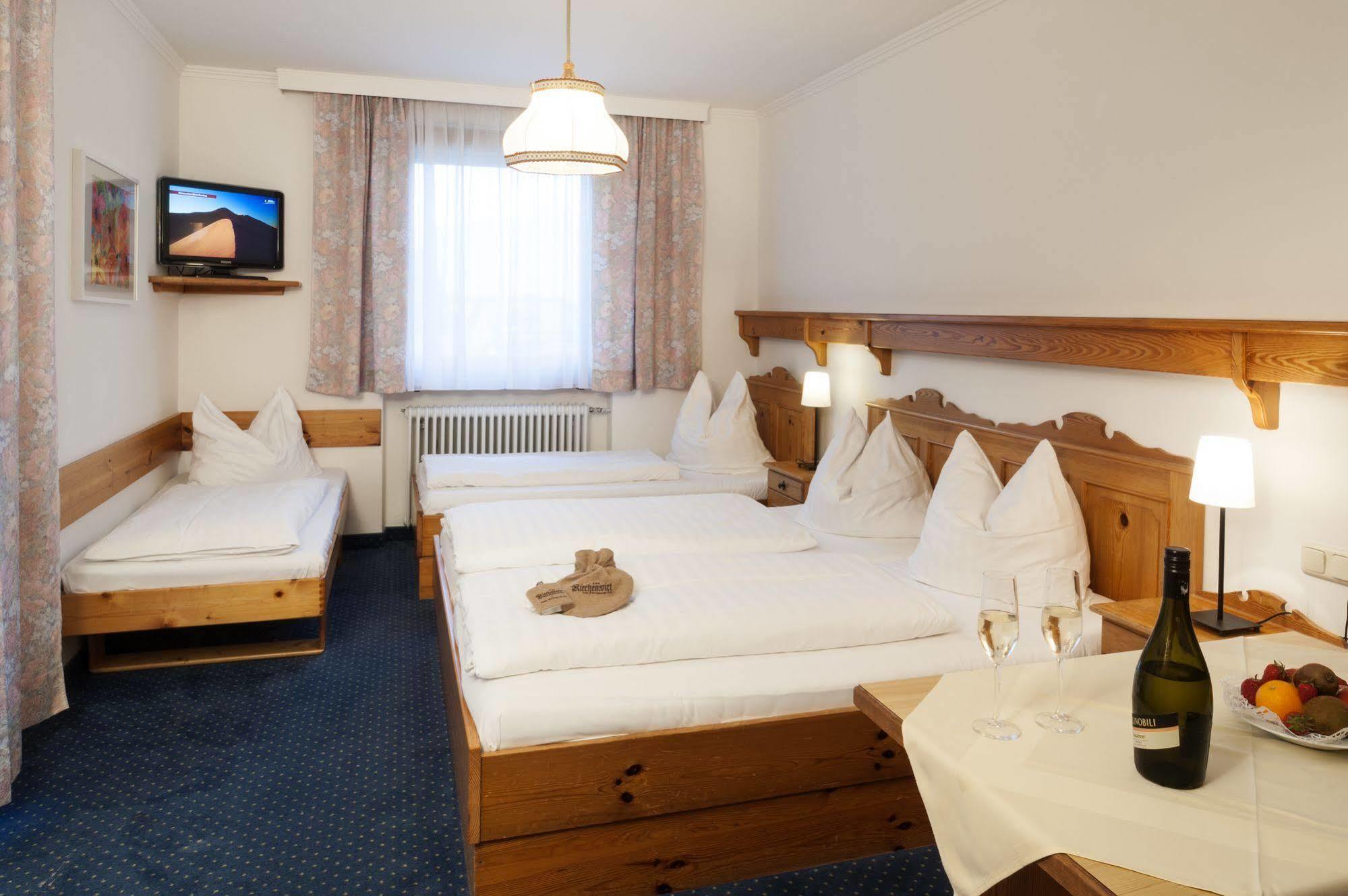 Hotel Gasthof Zum Kirchenwirt Пух-бай-Галлайн Екстер'єр фото